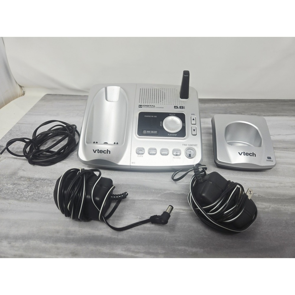 VTech IA5863 5.8 GHz Cordless Phone Digital Answeringโ System Base + Dock